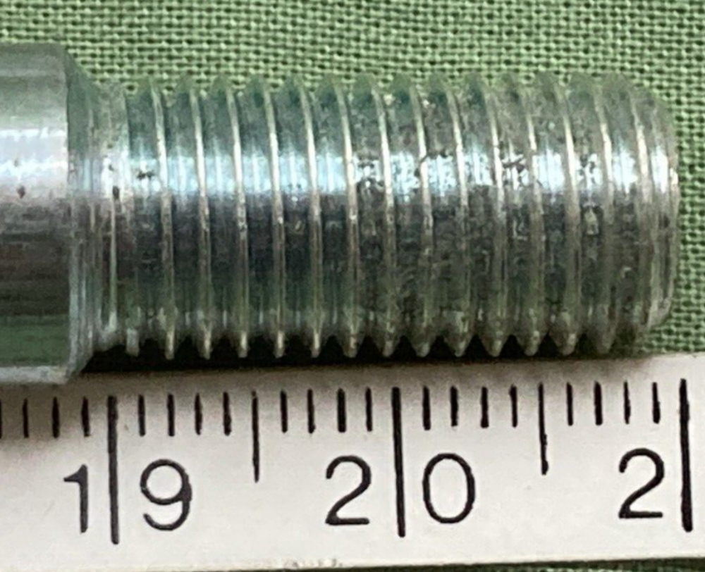 NEW GENUINE KAWASAKI 41068-043 FRONT AXLE