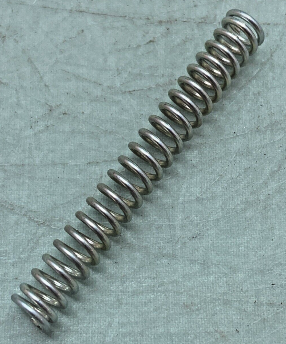 QTY 2 NEW GENUINE YAMAHA 341-84332-60 SPRING, SCREW