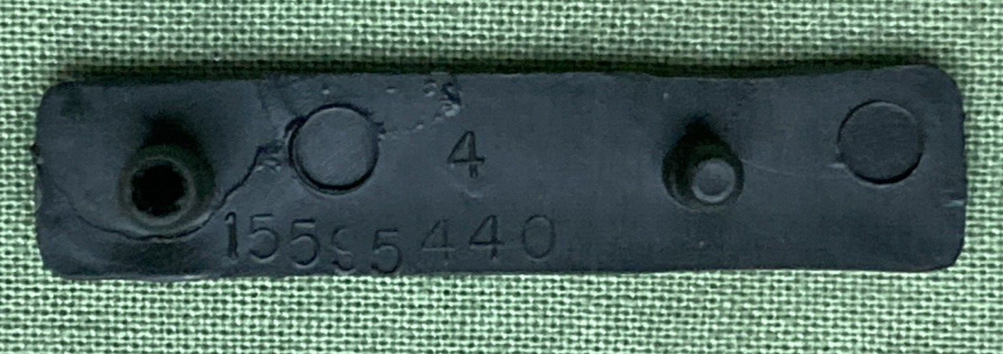 QTY 4 NEW GENUINE GM 15595440 Stop Rear Door Hinge