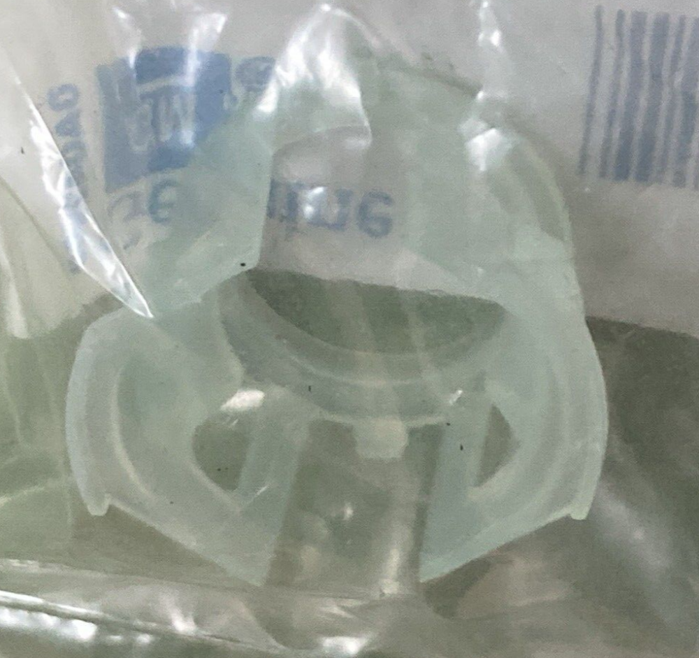 NEW GENUINE GM 12543621 Retainer Heater Inlet Pipe Connect