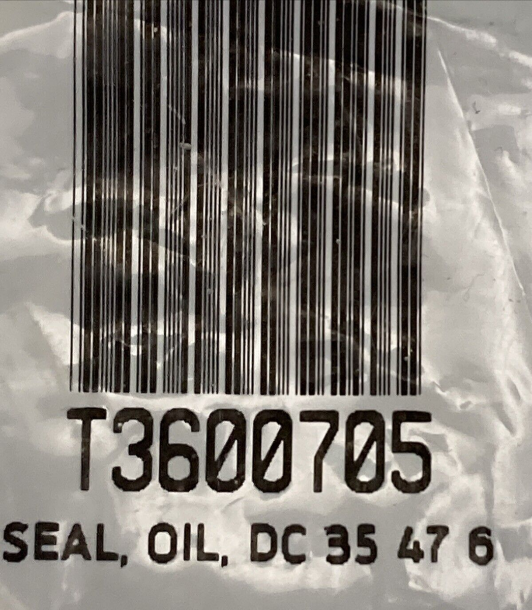 NEW GENUINE TRIUMPH T3600705 Oil Seal, 35 47 6