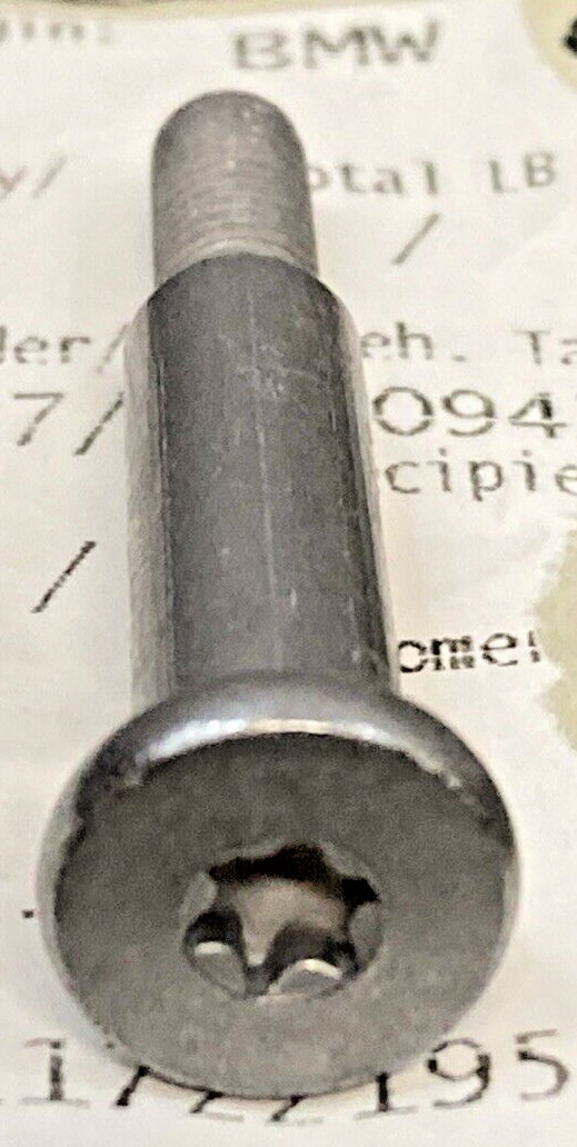 NEW GENUINE BMW 32 72 8 534 340 Countersunk head screw 32728534340