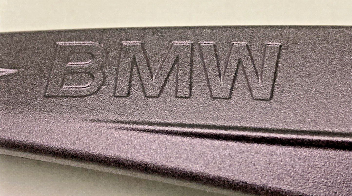 NEW GENUINE BMW 77 14 8 535 748 Edge Guard Strip, Right 77148535748