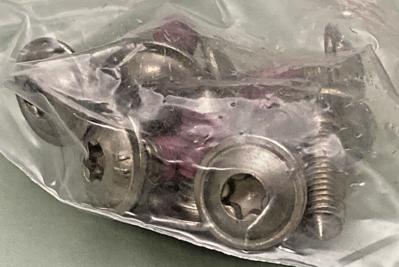 NEW GENUINE BMW 71 60 7 687 769 Set, Baseplate For Navigator 71607687769