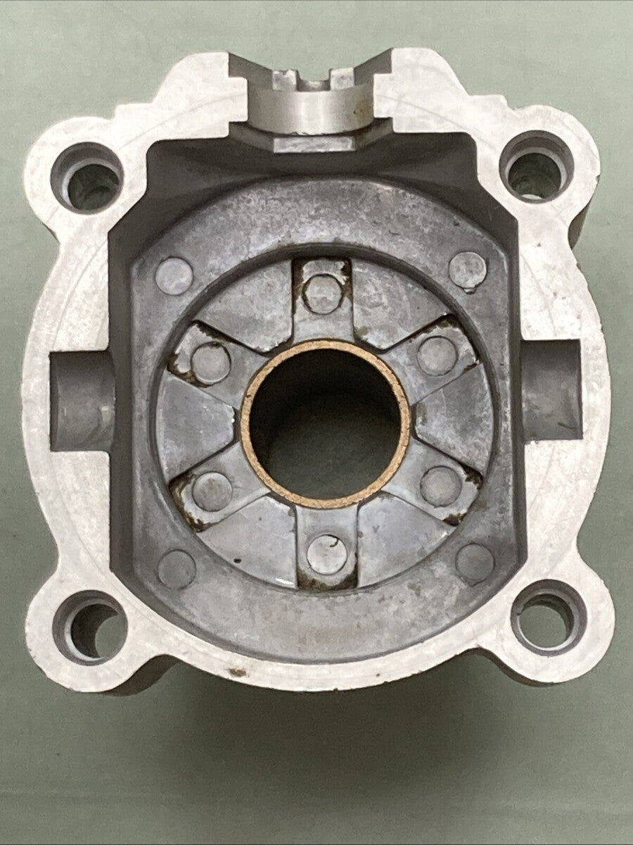 NEW GENUINE KAWASAKI 32099-4005 CASE RIGHT REAR AXLE