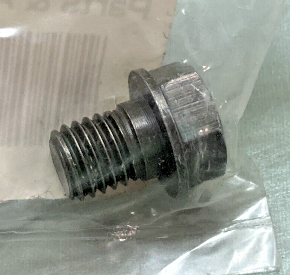 NEW GENUINE YAMAHA 90105-07385 BOLT, FLANGE