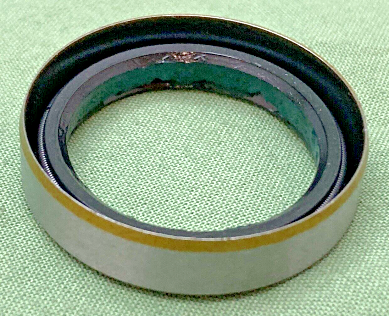 NEW GENUINE KTM 0760253270 Radial Shaft Seal 25X32X7