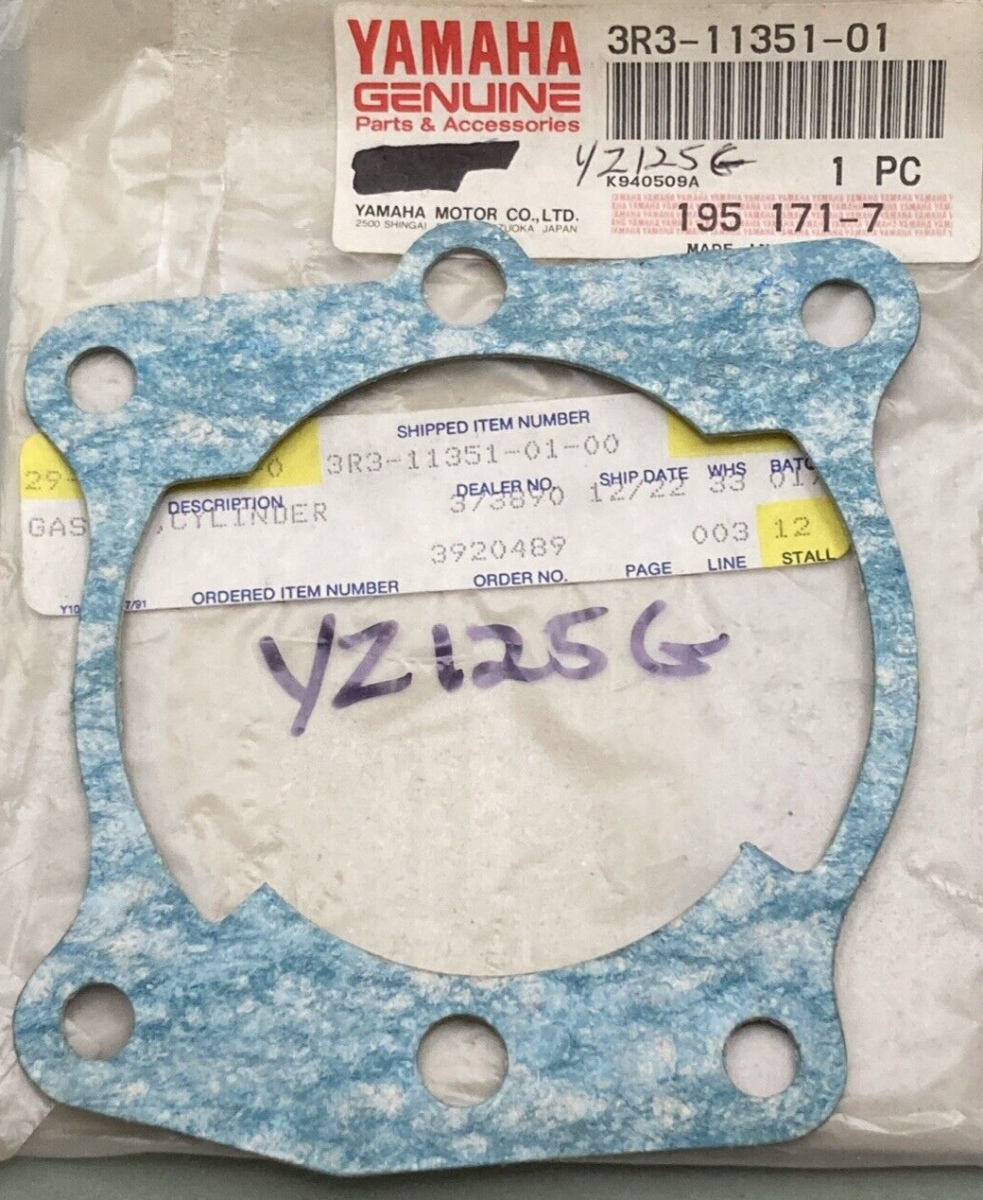 NEW GENUINE YAMAHA 3R3-11351-01 Gasket Cylinder