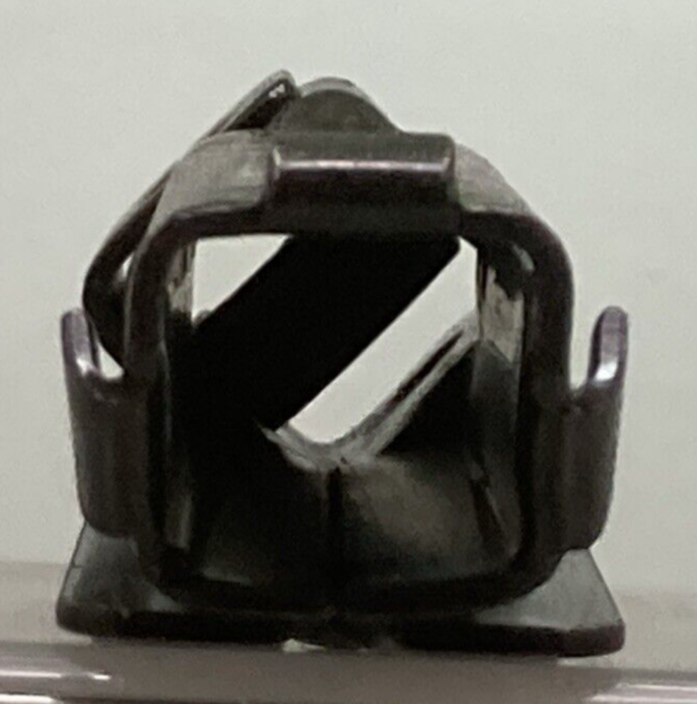 NEW GENUINE YAMAHA 3N6-27461-00 FOOTREST PEG