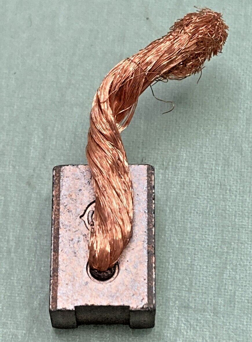 QTY 2 NEW REPLACES YAMAHA 306-81812-10 BRUSH 1