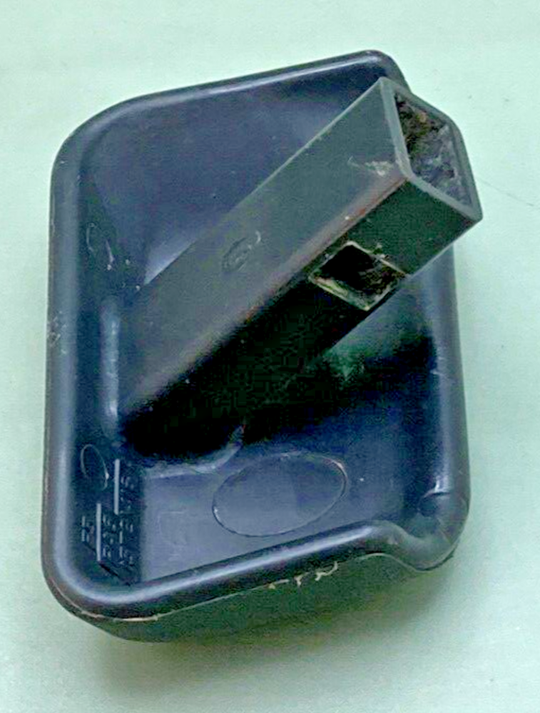 NEW GENUIN GM 15721416 PARKING BRAKE RELEAE HANDLE