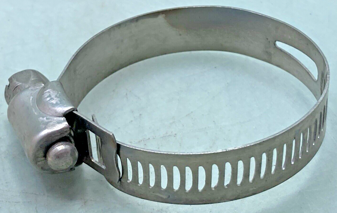 NEW GENUINE KAWASAKI 92037-502 CLAMP