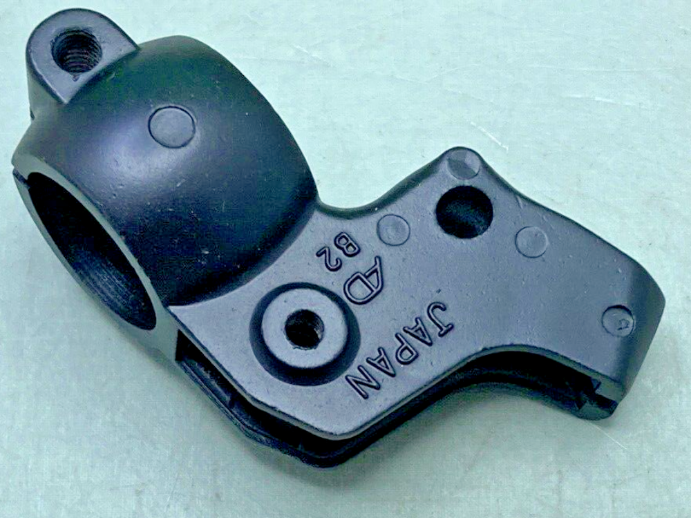 NEW GENUINE KAWASAKI 13091-4015 HOLDER