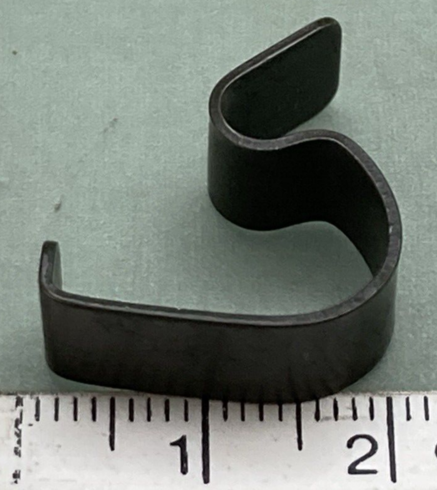 NEW GENUINE SUZUKI 13731-16511 NUT AIR CLEANER CLIP