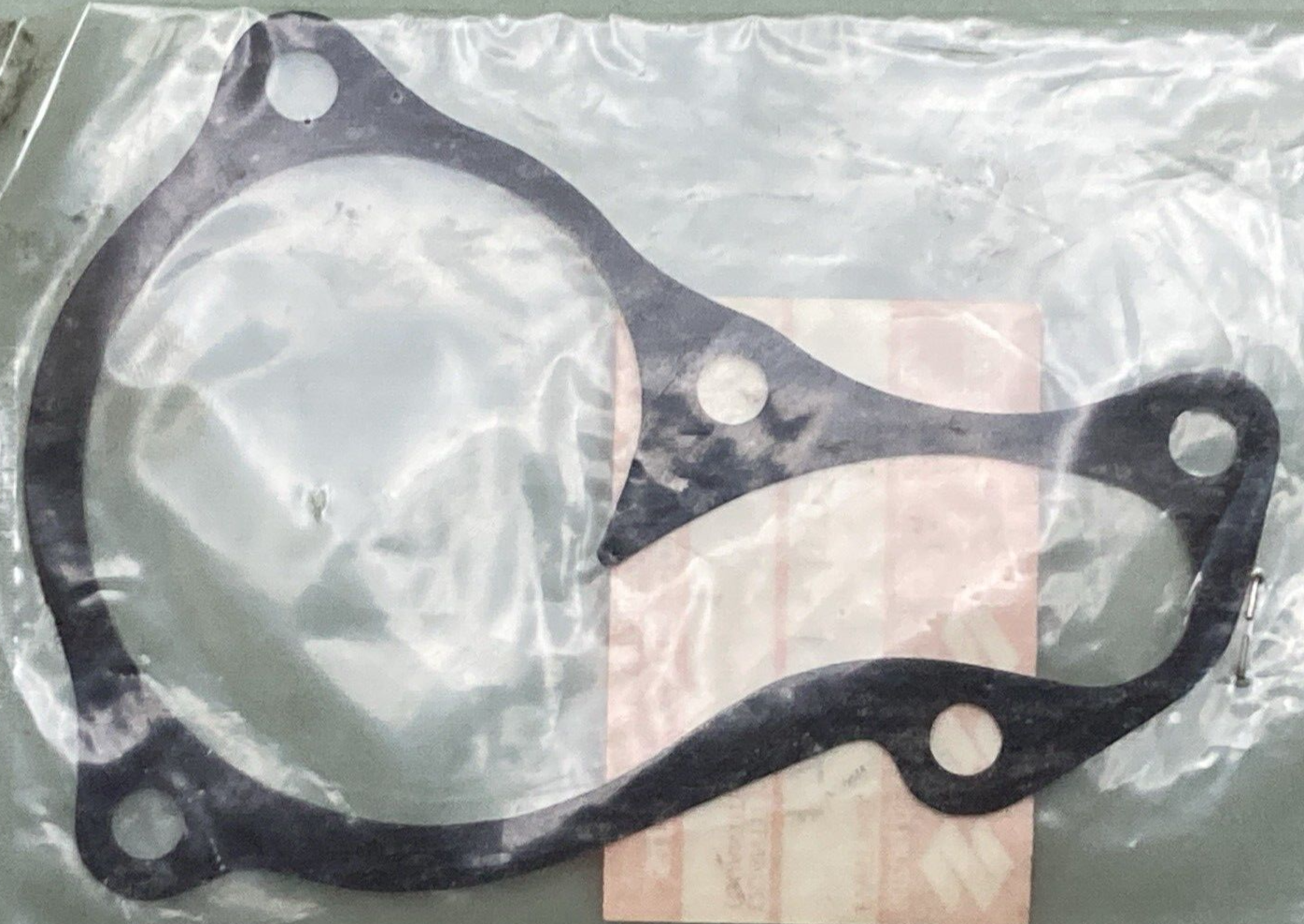 NEW GENUINE SUZUKI 17431-00B30 Gasket Water Pump Case