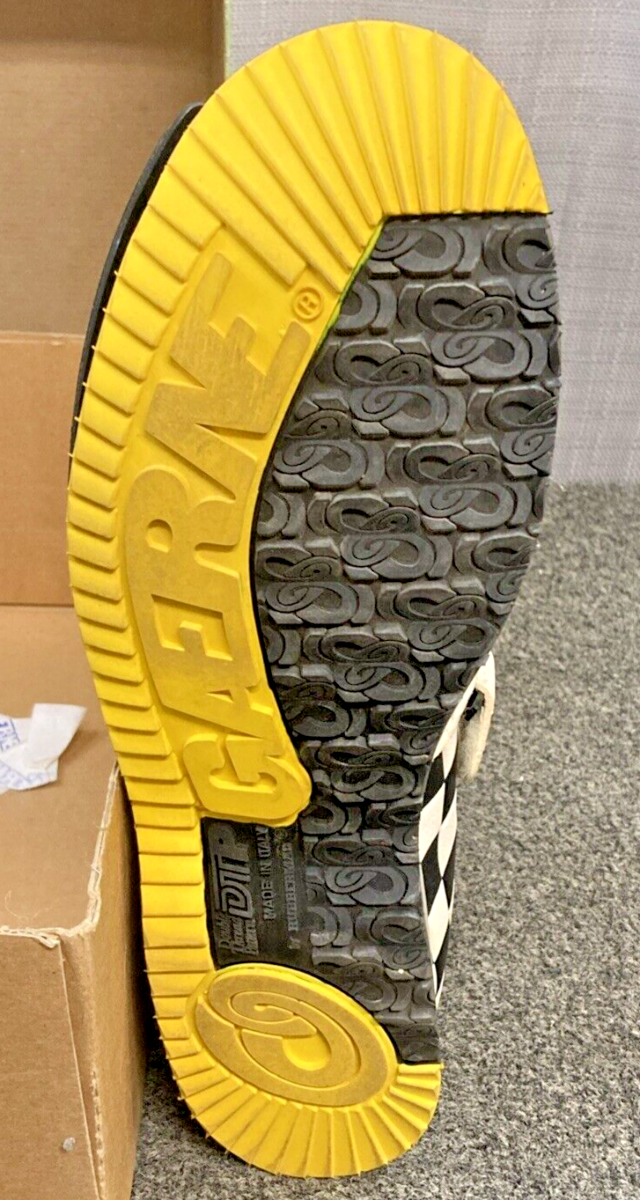 NEW GENUINE GAERNE RACING BOOTS MEN SIZE 10, RED/WHITE