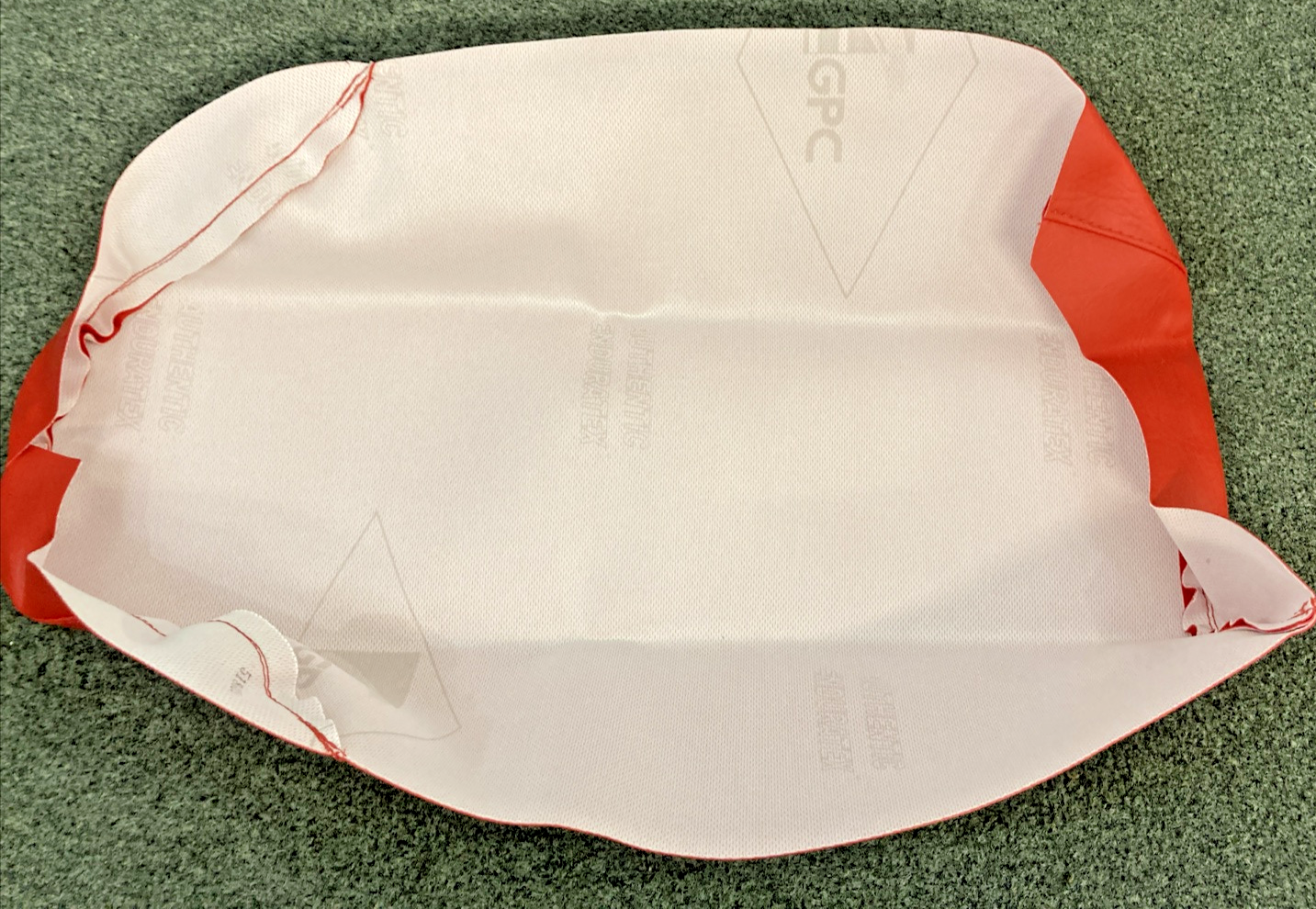 NEW GENUINE CYCLE WORKS 35-18085-02 SEAT COVER, STAND RED