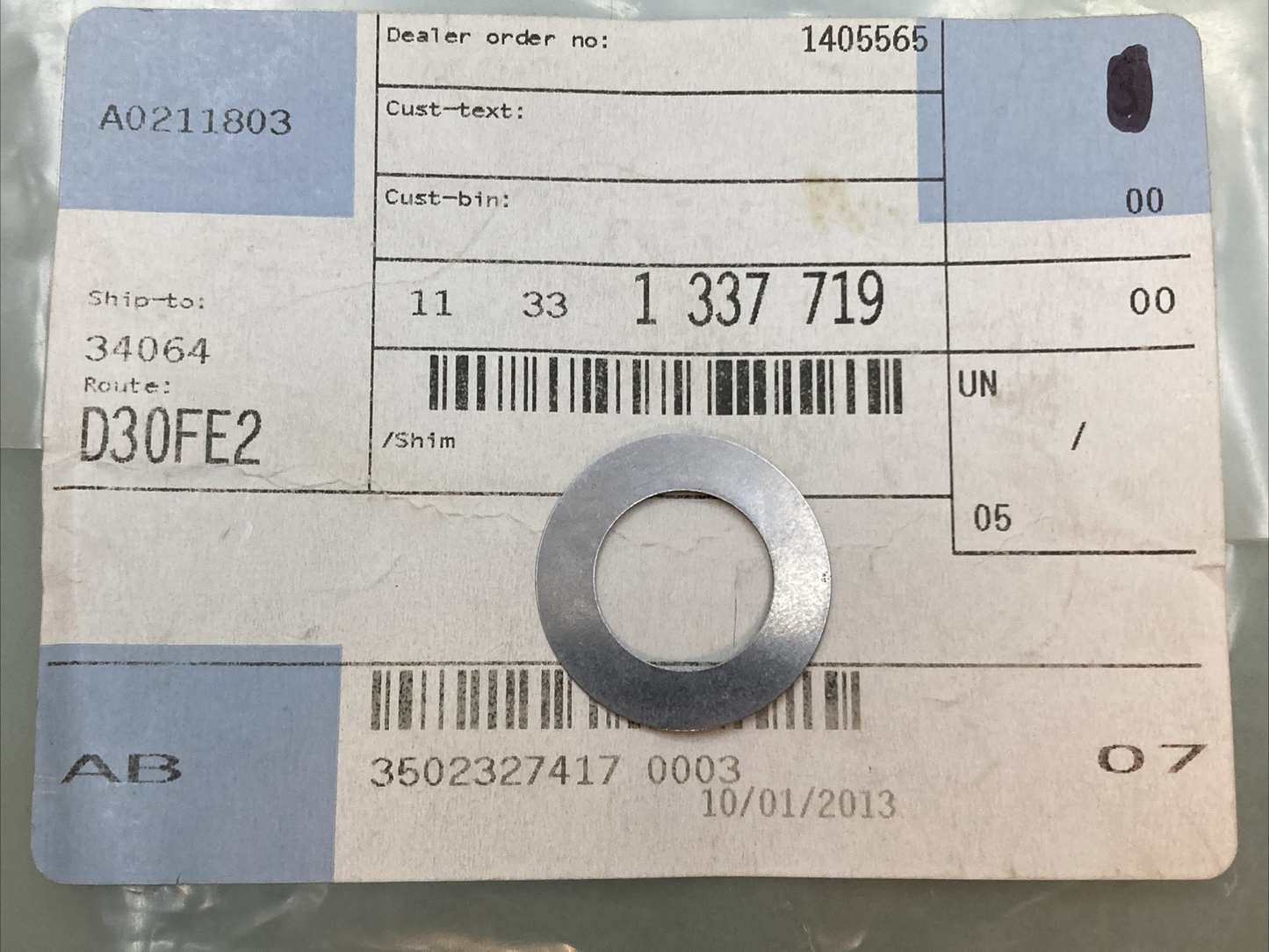 NEW GENUINE BMW 11331337719 Shim 0.25