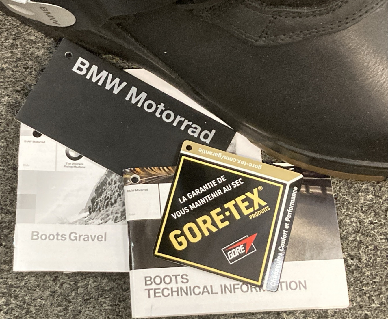 NEW GENUINE BMW 76 22 8 548 133 BOOTS GRAVEL BLACK EU42 US9
