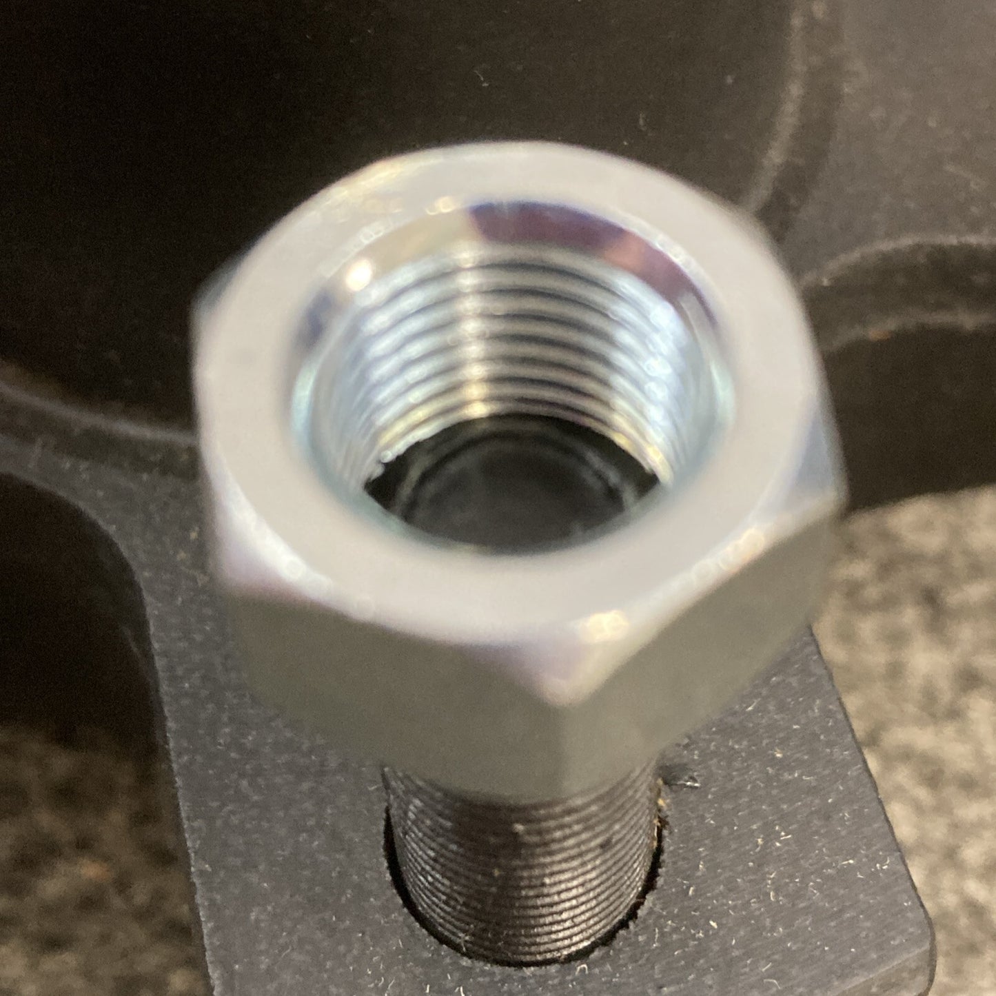 NEW GENUINE WPS 41-6076 STEEL HUB 5 HOLE WITH/1" BEARING