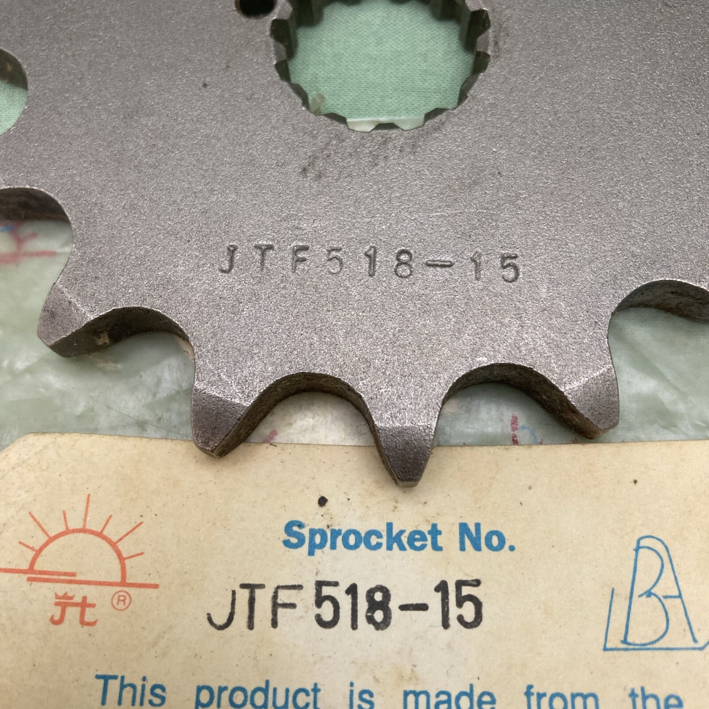 NEW GENUINE JT SPROCKETS JTF518.15 STEEL FRONT SPROCKET 15T FOR KAWASAKI SUZUKI