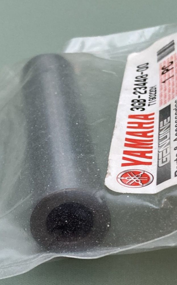 NEW GENUINE YAMAHA 3GB-23448-00 Spacer