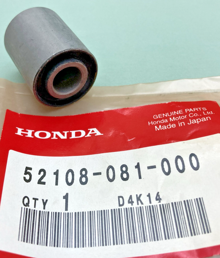 QTY 2 NEW GENUINE HONDA 52108-081-000 Bush