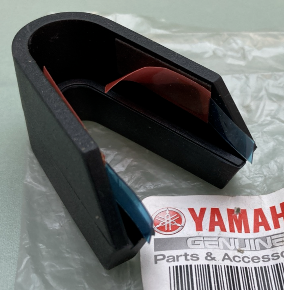 NEW GENUINE YAMAHA 3D7-24175-00 Spacer 2