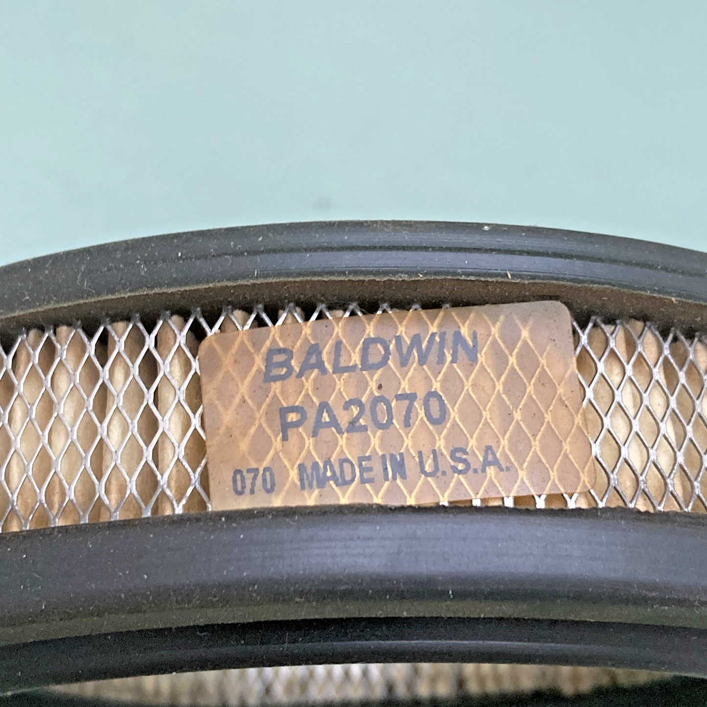 NEW GENUINE BALDWIN PA2070 Axial Seal Air Filter Elements