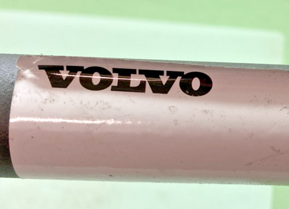 NEW GENUINE VOLVO 20360408 HANDLE