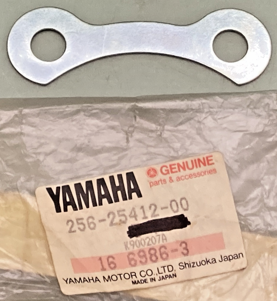 NEW GENUINE YAMAHA 256-25412-00 Washer