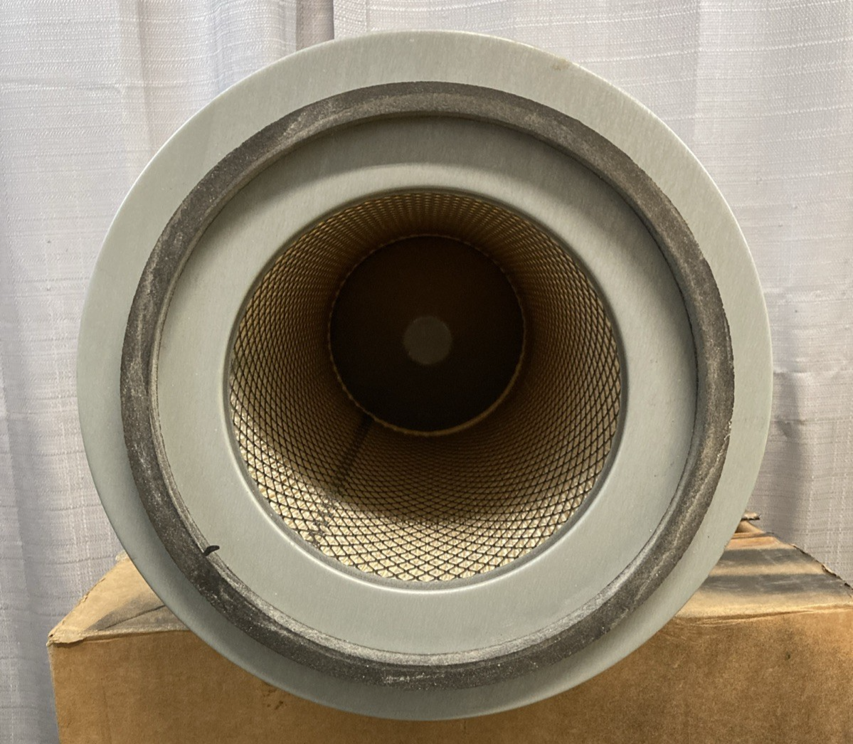 NEW GENUINE LUBER-FINER LAF9545 AIR FILTER
