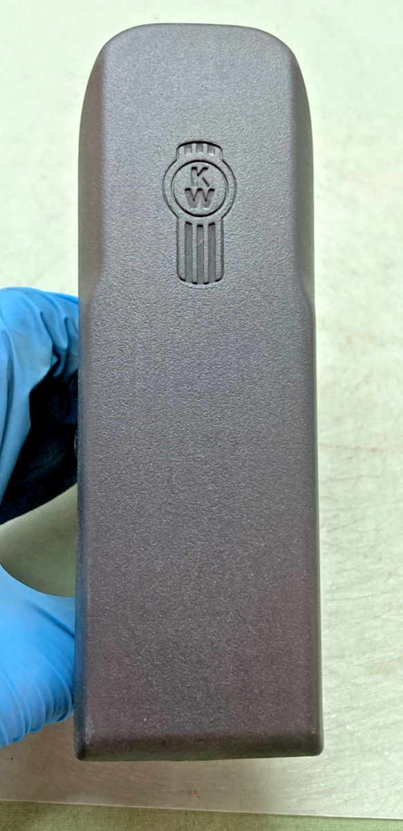 NEW GENUINE KENTWORTH L56-1024 HOOD LATCH