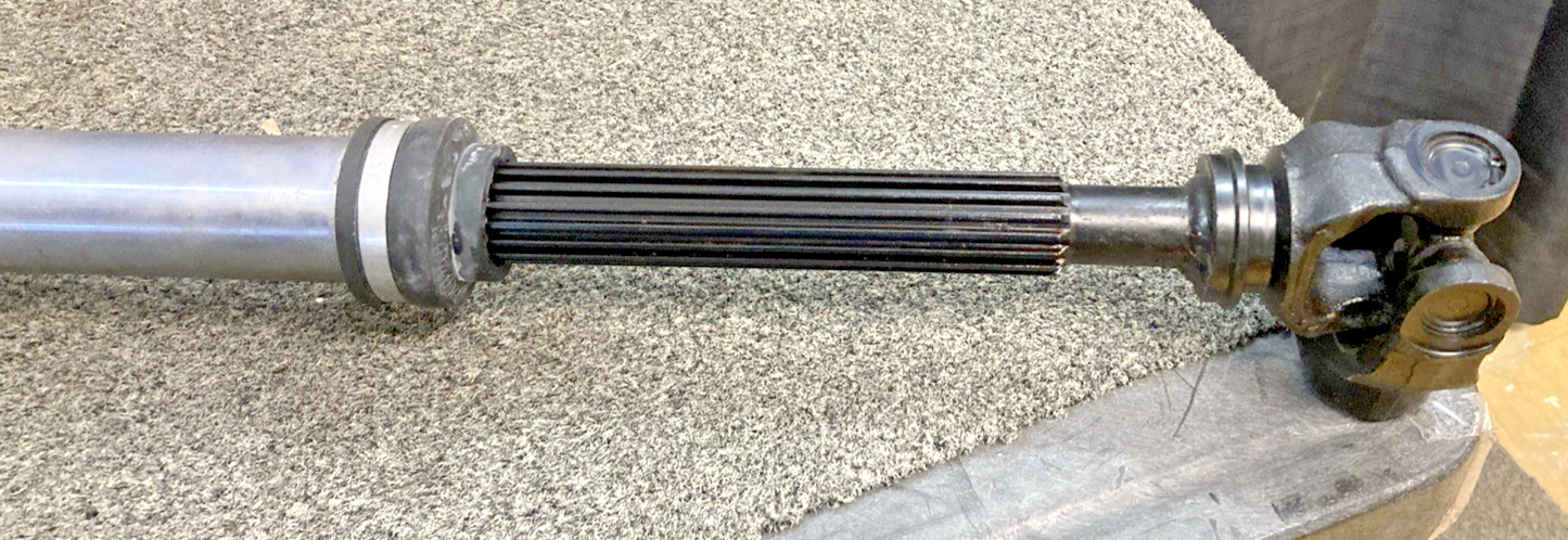 NEW REPLACES VOLVO 23361331 STEERING SHAFT