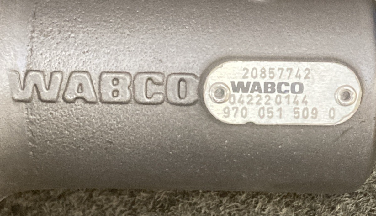 NEW GENUINE WABCO 9700515090 - Clutch Slave Cylinder