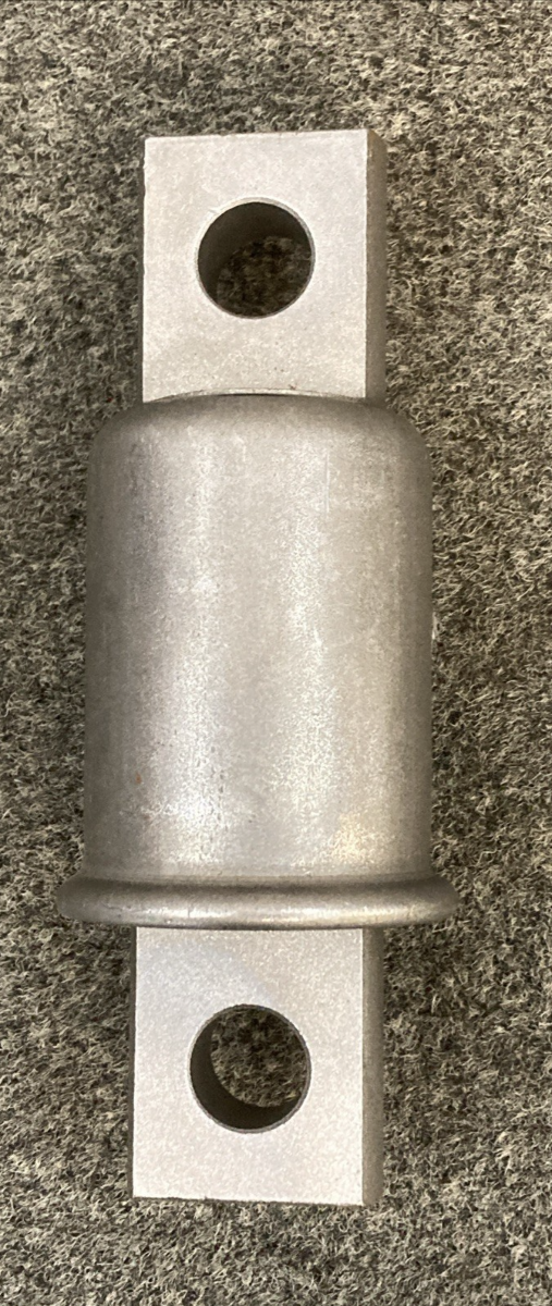 NEW GENUINE AUTOMANN MR782 SILENT BLOCK FOR FREIGHTLINER