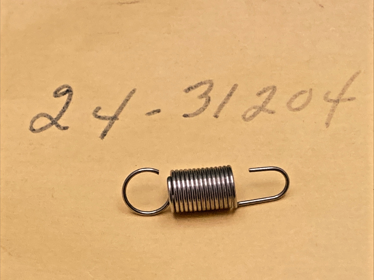 QTY 2 NEW REPLACES MERCURY 24-31204 Spring