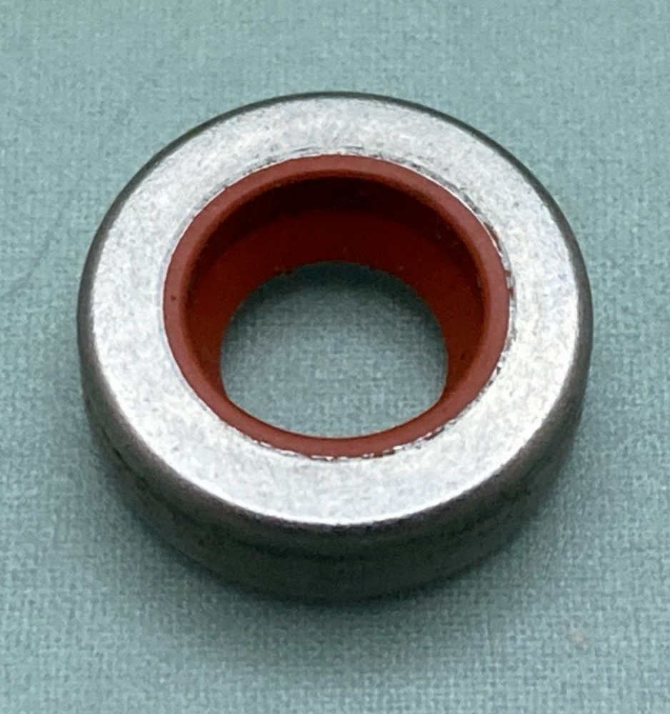 NEW REPLACEMENT MERCURY 26-45916 Oil Seal