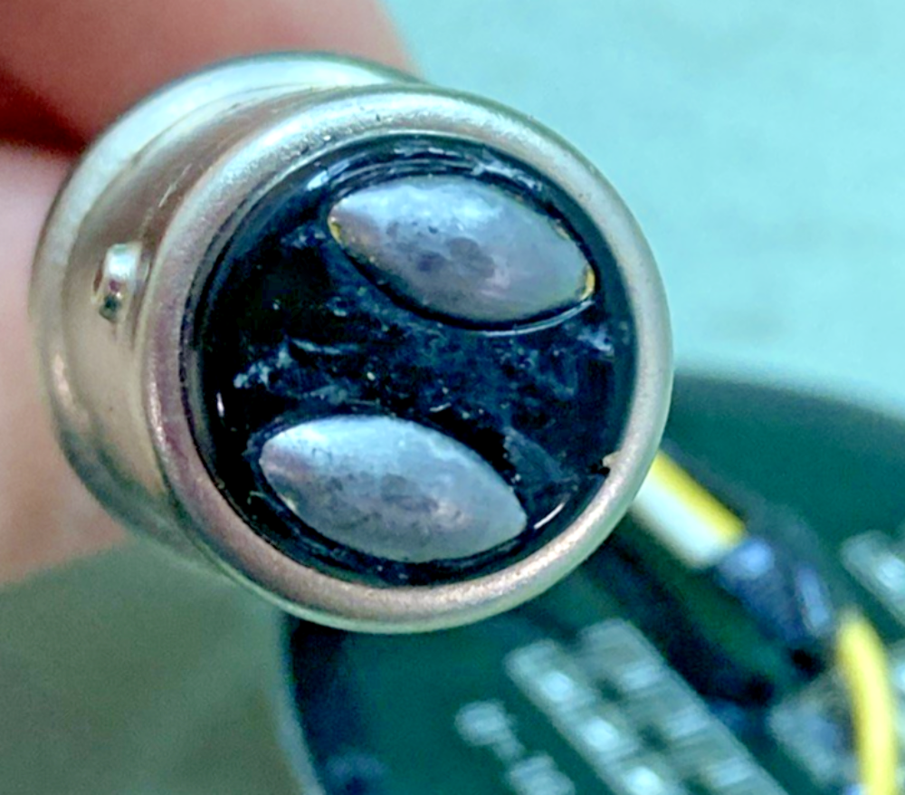 NEW REPLACES HARLEY DAVIDSON LED TURN SIGNAL LIGHT BLINKER