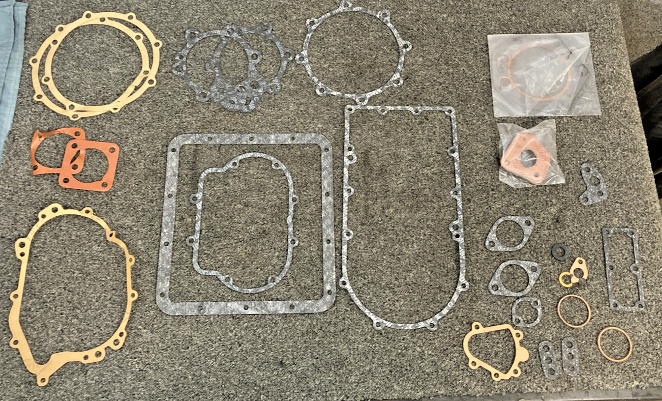NEW GENUINE 1499-9000 Moto Guzzi Engine Gasket Set
