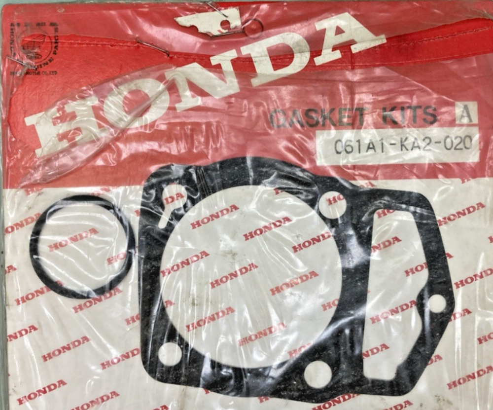 NEW GENUINE HONDA 061A1-KA2-020 GASKET SET