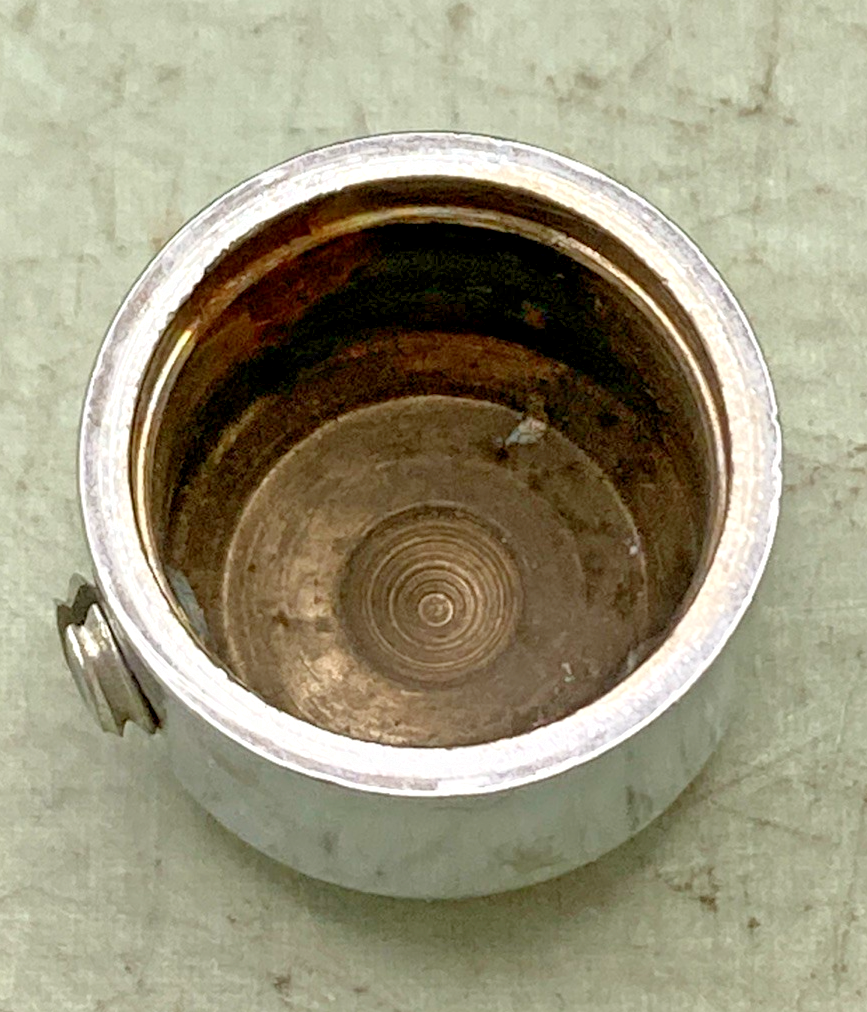 QTY 2 REPLACES HARLEY DAVIDSON 43895-56 REAR AXLE CAP WITH SET SCREW