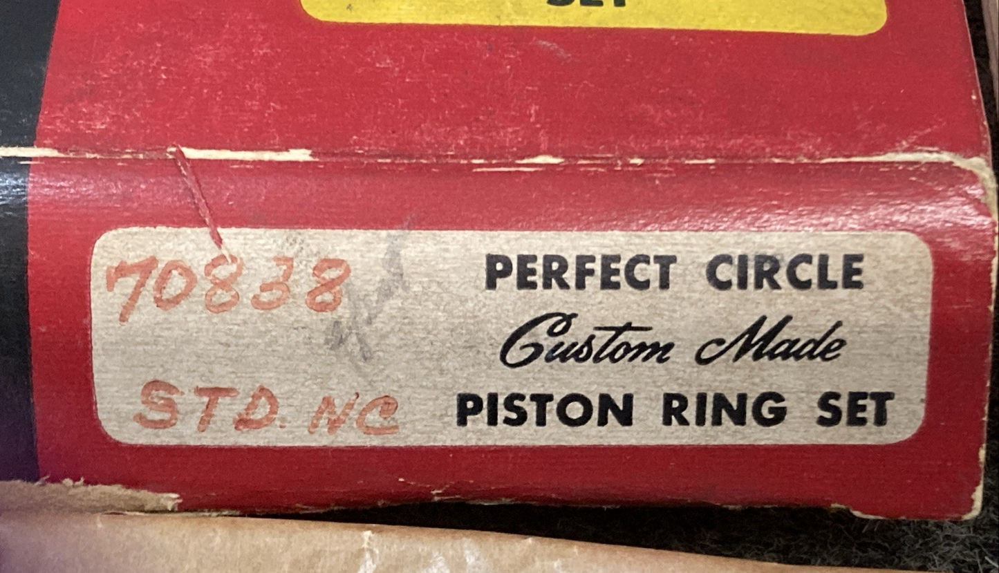 NEW GENUINE PERFECT CIRCLE 70838 PISTON RING SET STD NC