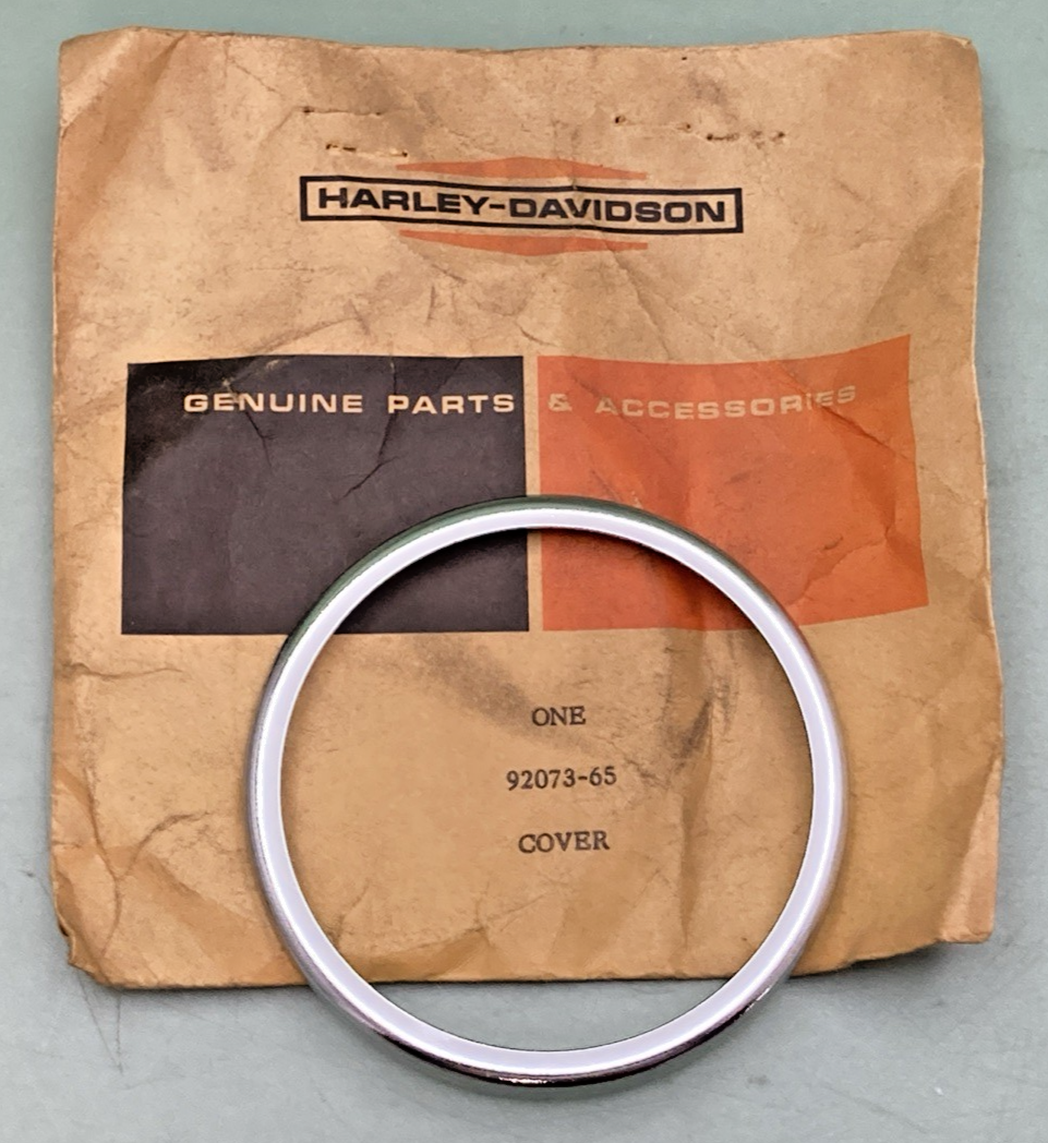 NEW GENUINE HARLEY-DAVIDSON 92073-65 FORK MOUNTING COVER CUP