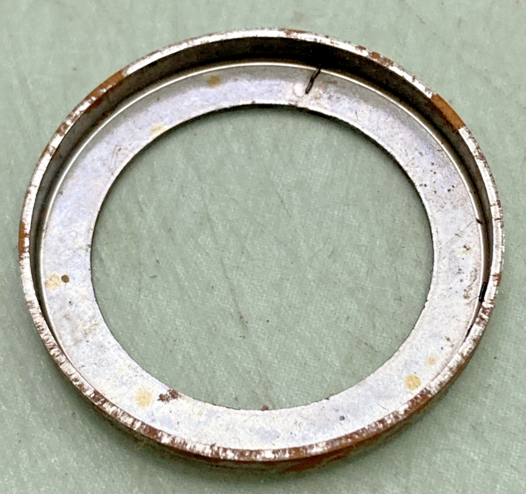 NEW GENUINE HARLEY DAVIDSON 41226-52 GREASE RETAINER