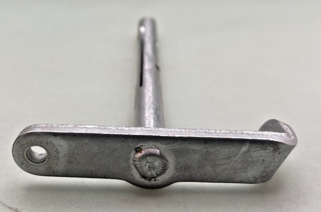 NEW GENUINE HARLEY DAVIDSON 27708-67 THROTTLE SHAFT AND LEVER