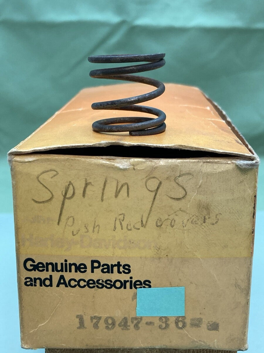 QTY 2 NEW GENUINE HARLEY DAVIDSON 17947-36 Spring, push rod cover
