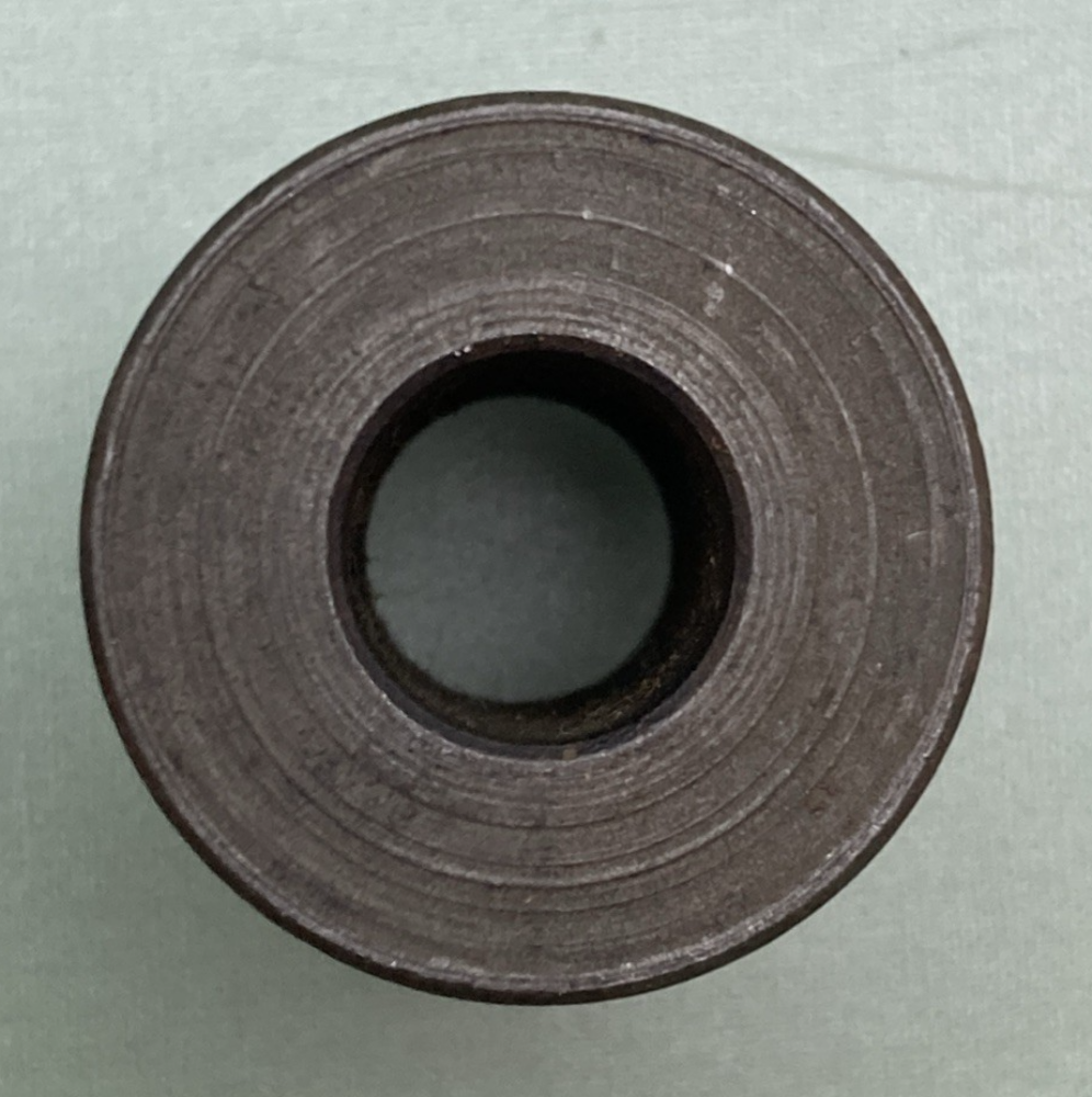 NEW GENUINE HARLEY DAVIDSON 16860-40 Spacer, cylinder bracket