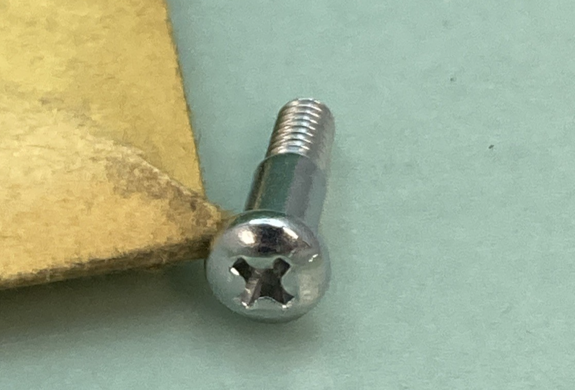 NEW GENUINE HARLEY DAVIDSON 68586-63 SCREW