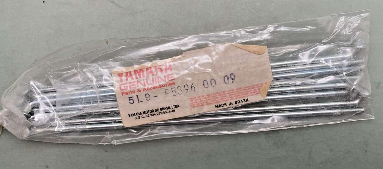 NEW GENUINE YAMAHA 3VC-F5304-00 COMPLETE REAR WHEEL SPOKE SET INCOMPLETE KIT